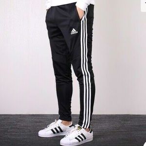 Adidas classic black/white joggers(men)XL